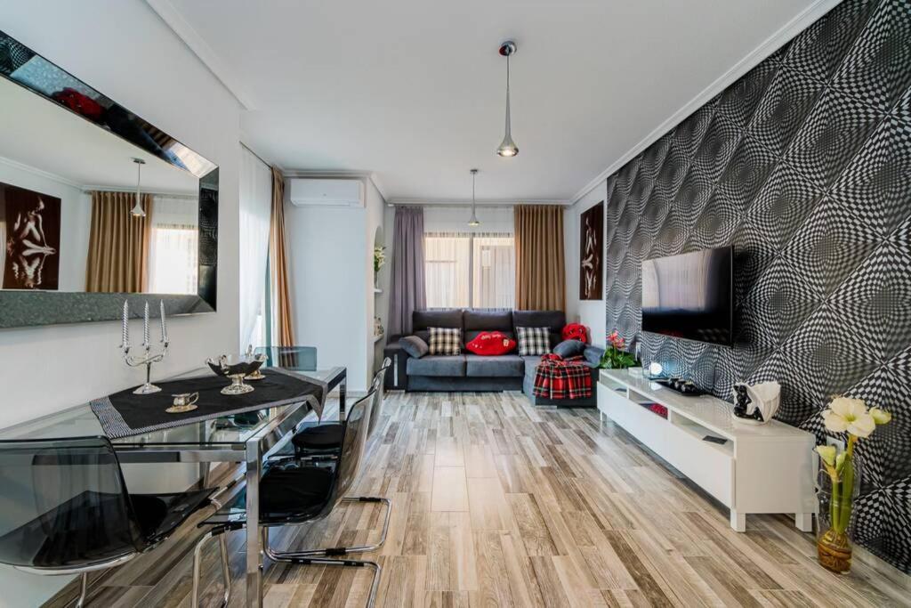 La Perla De Torrevieja Apartment Exterior foto