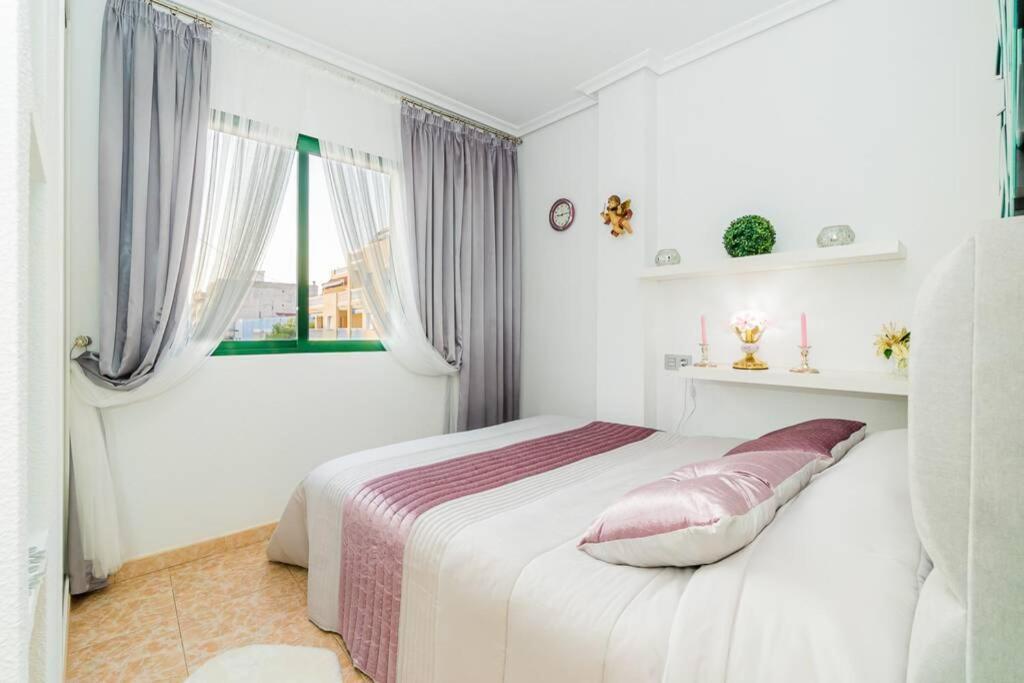 La Perla De Torrevieja Apartment Exterior foto
